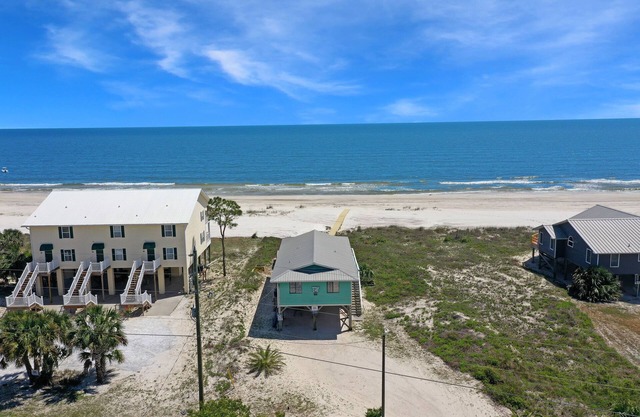 On the Beach-Bring your Fishing Poles and Stay Gulf Front - Pelican Bend