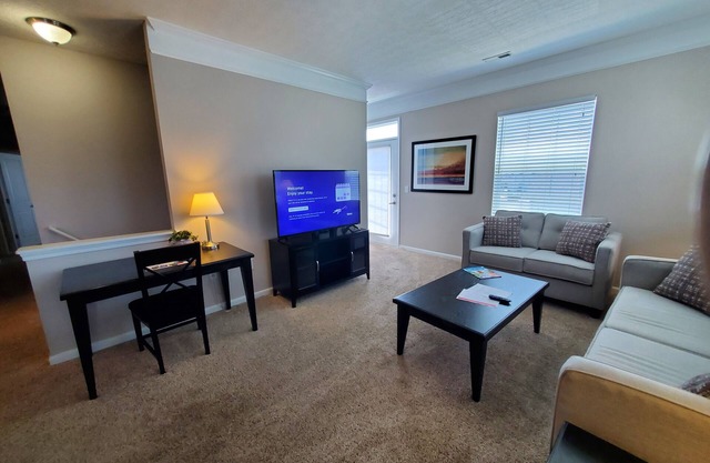 On the New Albany/Gahanna border! Large 2 bedrooms with 2 full baths on the 2nd