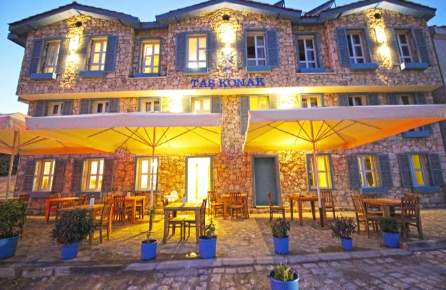 Onal Tas Konak