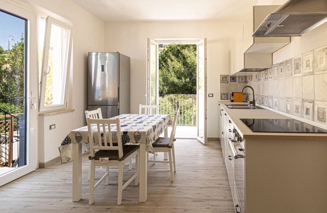 Onda 1 bedroom apartment renovated in 2022 with balcony 400 meters from the beach