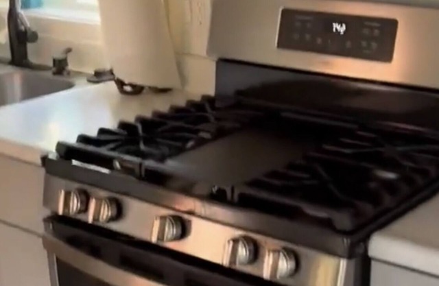 One Bed room / one bath apartment fully furnished with satellite tv and interne