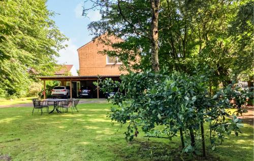 One-Bedroom Apartment In St Annen