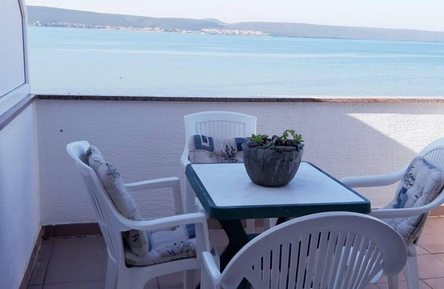 Apartamento de una habitación en la playa Nevidane, Pasman (A-18427-a)