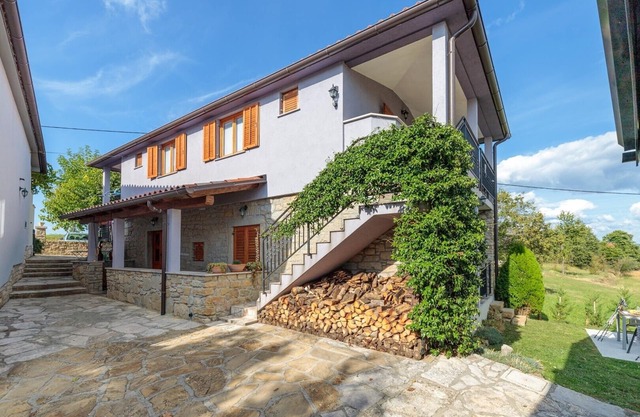 Apartments Sveti Leonard / One bedroom A1