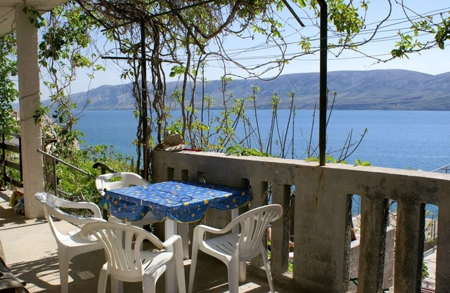 Apartamento de una habitación con terraza y vista al mar Zubovici, Pag (A-241-c)