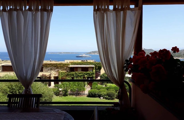 apartamento de un dormitorio con terraza con vistas al mar - Costa Esmeralda