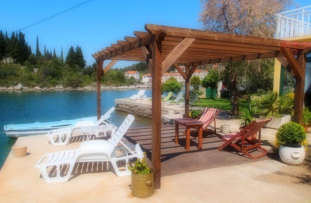 Apartamento de una habitación en la playa Blace, Usce Neretve (A-16068-b)