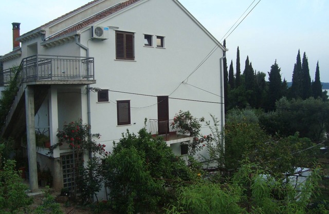 Apartamento de una habitación con balcón y vista al mar Sladenovici, Dubrovnik (A-11531-b)