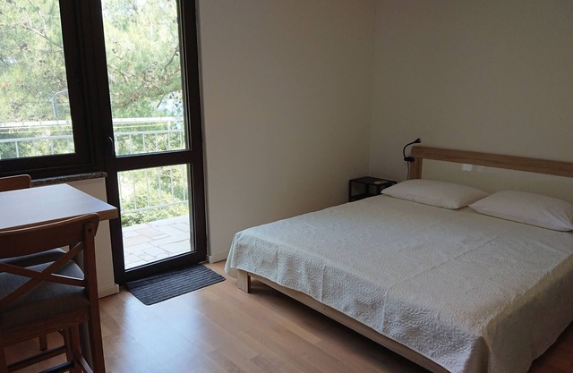 Apartamento de una habitación con terraza y vista al mar Brsec, Opatija (A-2359-a)