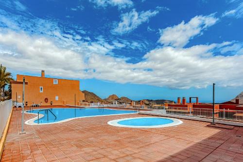One bedroom apartment ZEN with great view, pool, WiFi