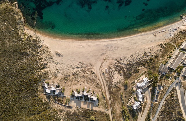 THEROS TRES - PLAYA VAGIA