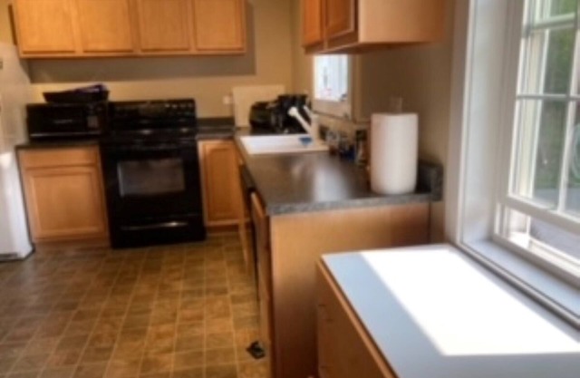 one bedroom camp in the woods minutes from Sleeping Bear National Park