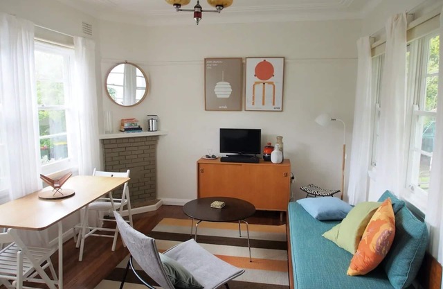 One bedroom holiday flat near the 3 Sisters