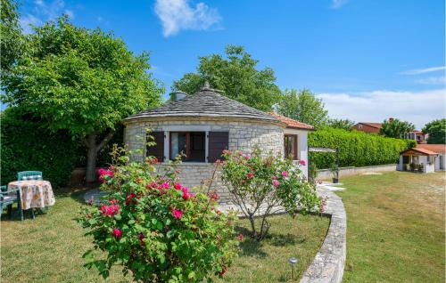 One-Bedroom Holiday Home In Zminj