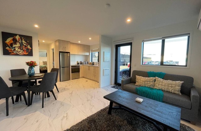 One-bedroom Inner City Gem