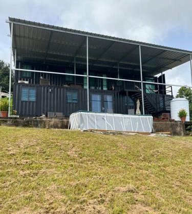 ONE BEDROOM Ocean- Mountain View home five min to beach