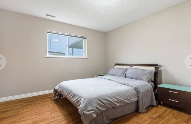 One bedroom, one living room, one kitchen and one bathroom