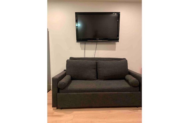 One bedroom private suite