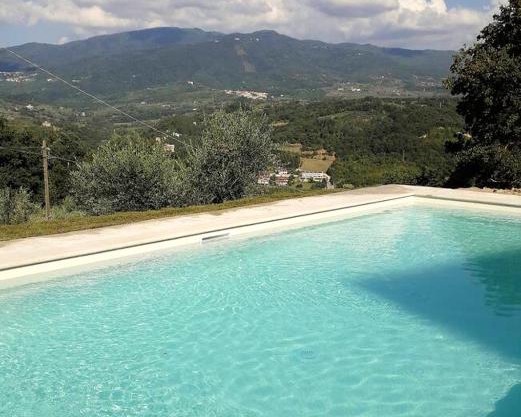 One bedroom property with shared pool terrace and wifi at Rignano sull'Arno