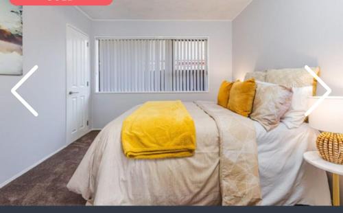One bedroom with breakfast