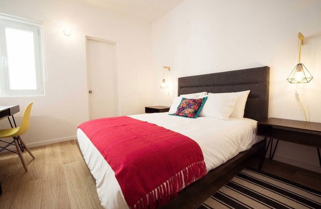 One block from Zócalo and amazing rooftop (SI304)