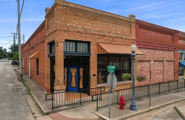 One of a kind 2-bedroom studio in downtown Big Sandy