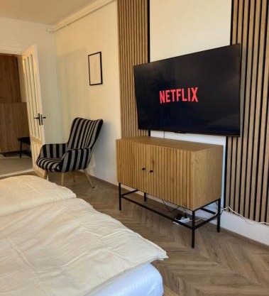 One Room Apartment- Self Check-in 24h
