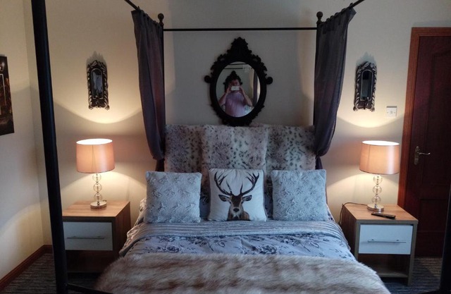 One Strathview B&B