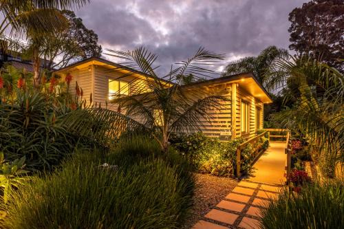 Oneroa Secret Garden Apartments