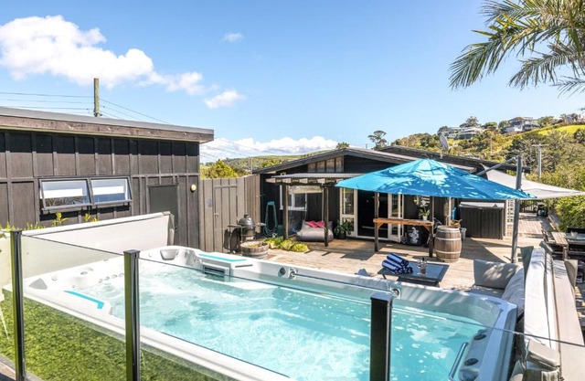 Onetangi Retreat - Stay Waiheke