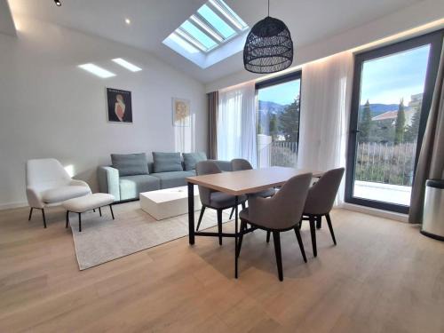 Onia Luxury Escape