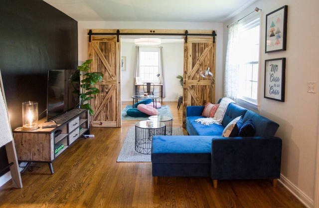Group-Friendly Home 4 Miles To Downtown Nashville