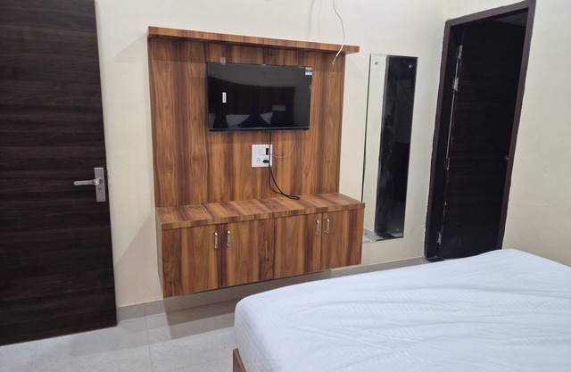 OnlyStay R.K Residency