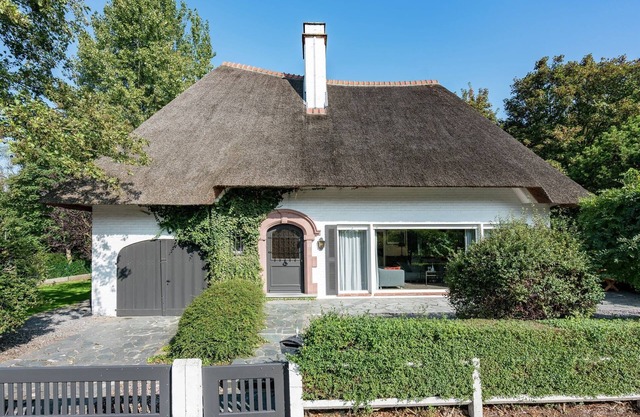 Villa junto al bosque de Oostduinkerke