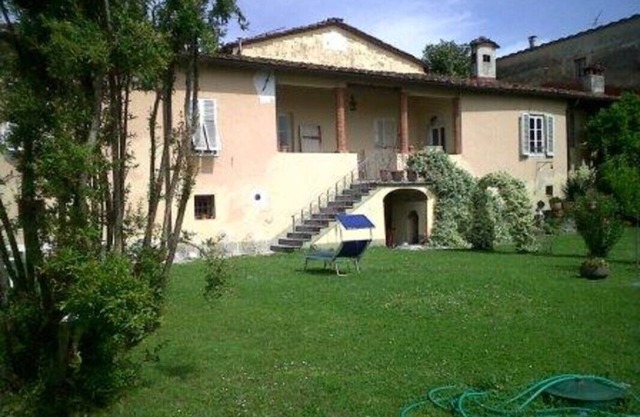 Espacio abierto en antiguo convento en Toscana