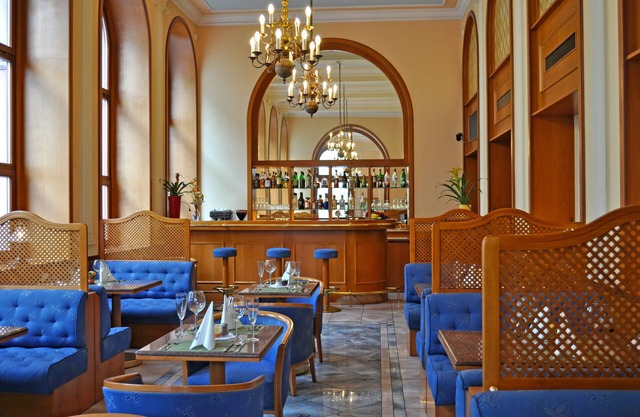 Opera Hotel