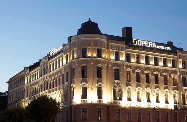 Opera Hotel