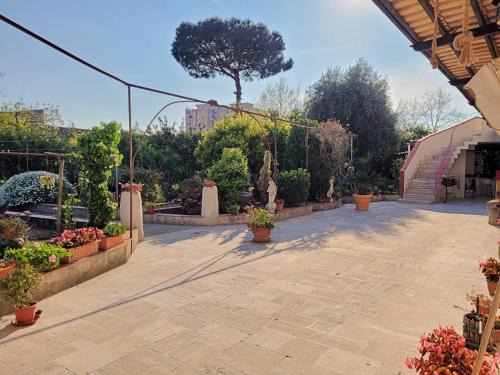 Oplontis' Garden - holiday apartment near Pompeii