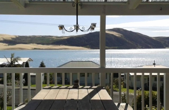 Opononi Sunsets and Sea views