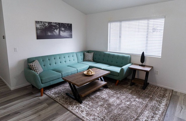 Opulence | Disneyland Getaway Unit 1