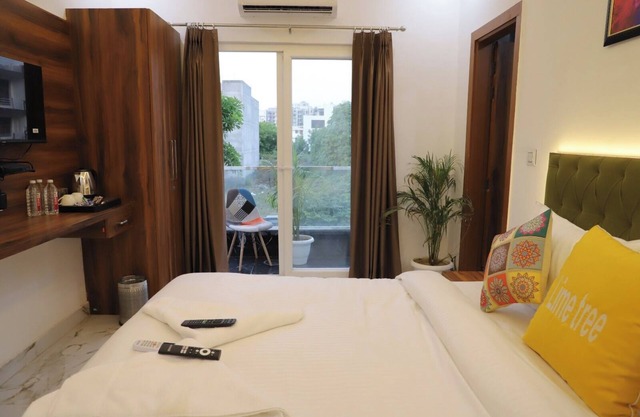 Opulent Inn By Lime Tree Hotels
