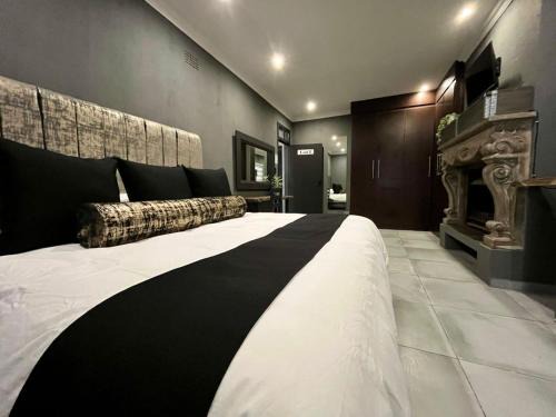 OR Tambo Guest Retreat Unit 1