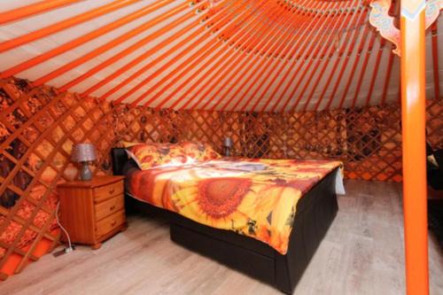 Orange Yurt with Hot Tub- Sleeps 3 Parking & WiFi