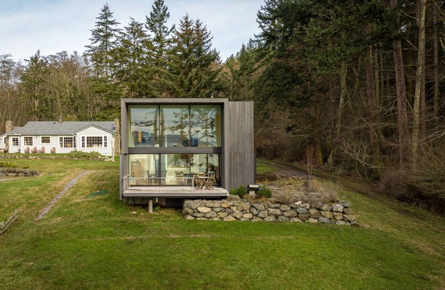 Elegante contemporáneo en Doe Bay Waterfront, Southern Views, Beach!