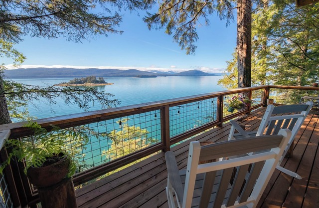 Orcaview Cabin—A wild Alaskan getaway surrounded by wildlife and adventure!