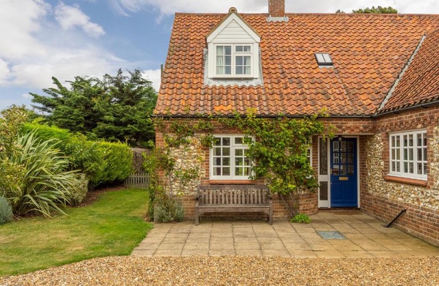 Orchard Cottage BT
