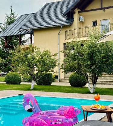 Orchard Villa