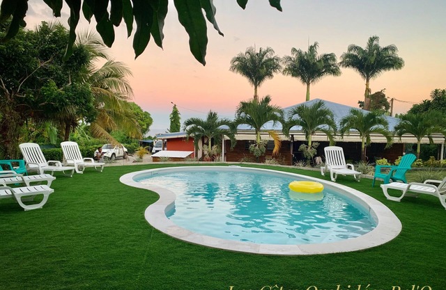 Bungalow-Familiar-Vista al Mar-Baño con ducha