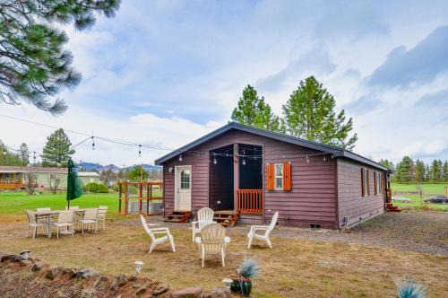 Oregon Cabin on Pine Hollow Reservoir with Mtn View!