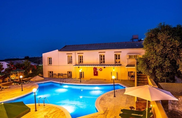 Orestis old cottage house in Ano Stalos